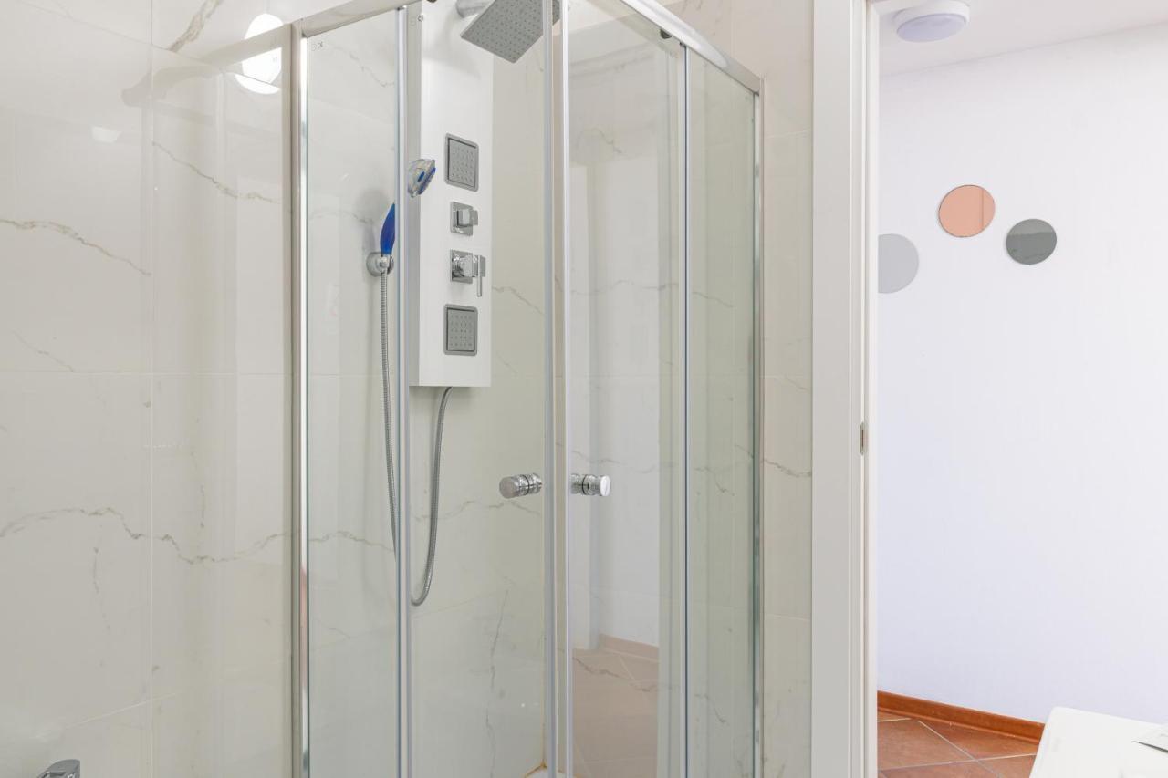 Gold Oasi - Business Solution Apart otel Ferrara Dış mekan fotoğraf