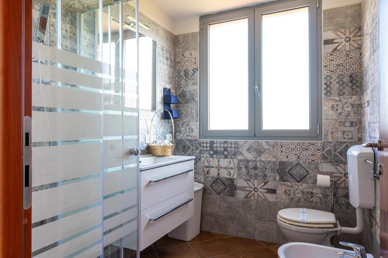 Gold Oasi - Business Solution Apart otel Ferrara Dış mekan fotoğraf