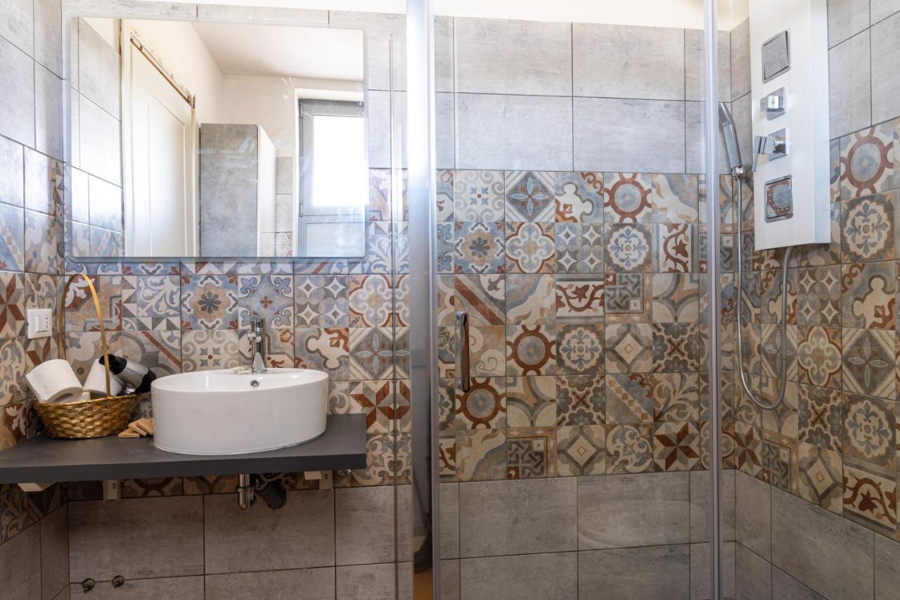 Gold Oasi - Business Solution Apart otel Ferrara Dış mekan fotoğraf